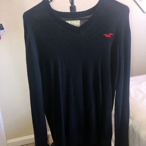 navy blue hollister sweater